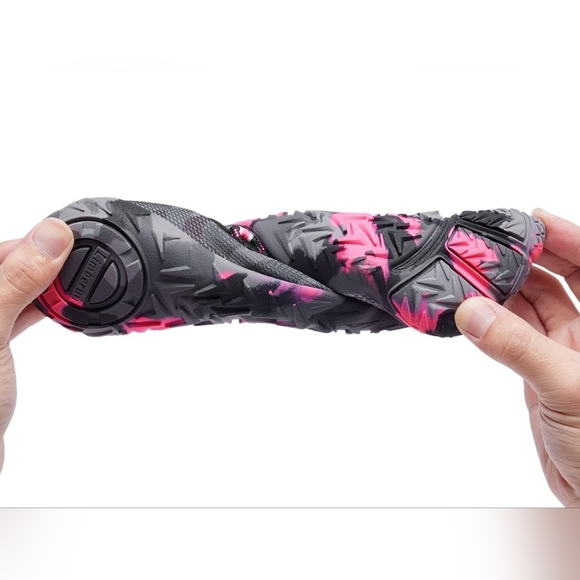 Barefoot Breathable Non-Slip Quick-Dry Water Athletic Beach Swim Hike Walk Shoe - Picture 4 of 8